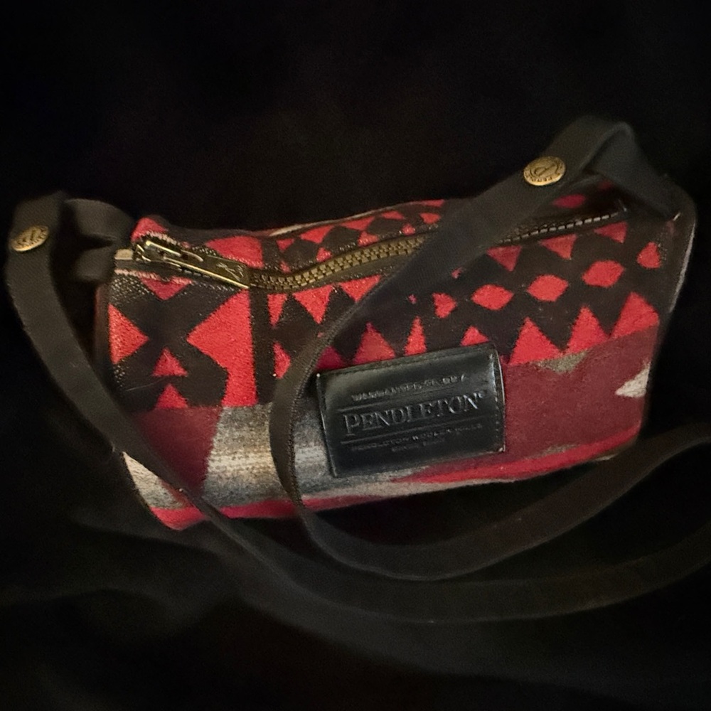 Pendleton Red And Black Geometric Bag - image 3